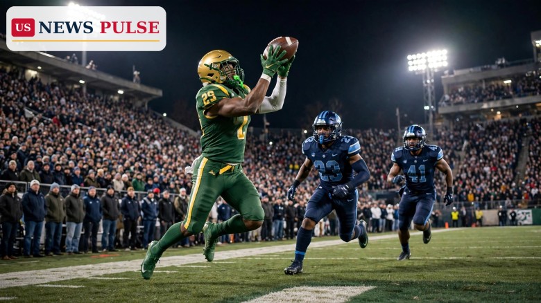 Packers Beat Panthers 27-19 as Watson's Hospital Return Steals Thursday Night